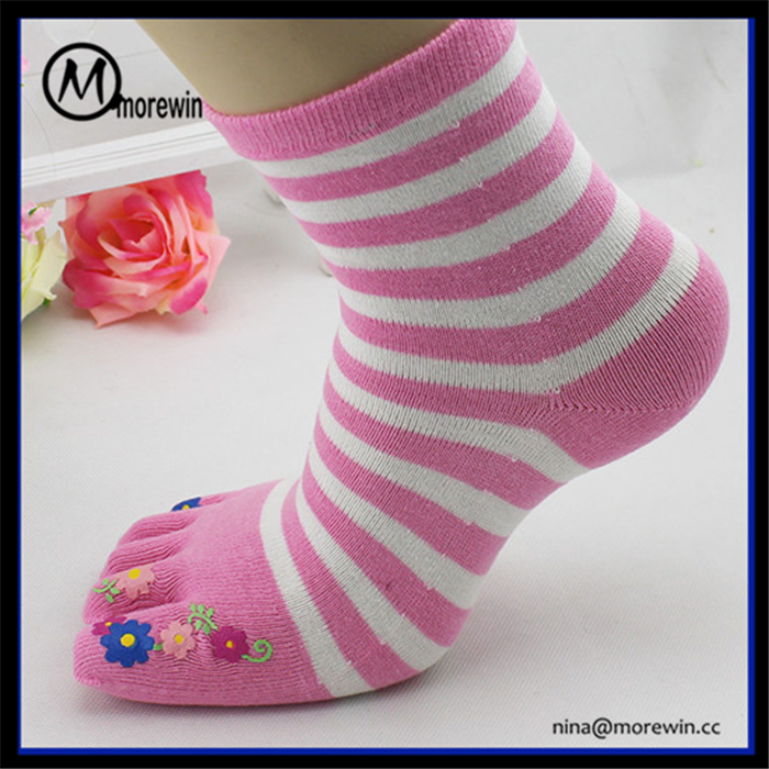 Morewin Brand Striped Five Toe Socks For Women Morewin Brand Striped Five Toe Socks For Women